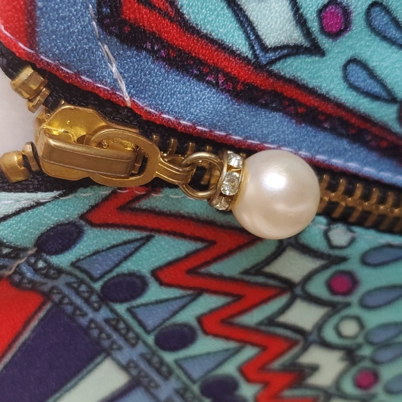 MUAZ Ethnic Print Modest Maxi Long Sleeve Dress - Picture 4 of 5